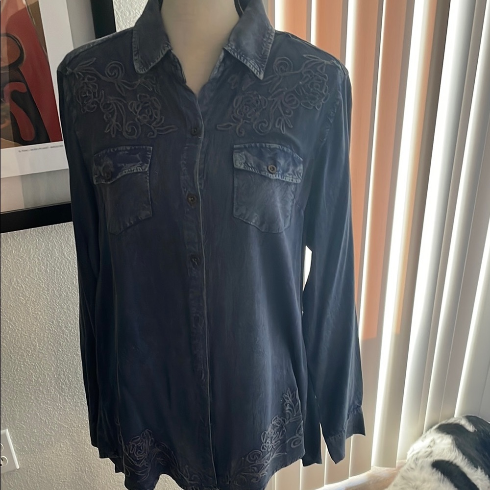 Lola P. Navy denim Shirt sz Xl
